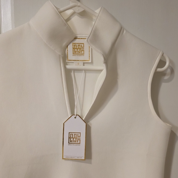 Emily McCarthy New Tennis Set Size Small - Picture 7 of 11